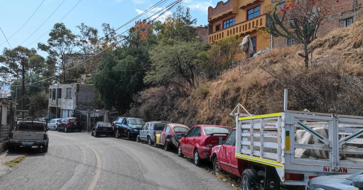 Habrá multas de cortesía para vehículos estacionados en la Panorámica de Guanajuato