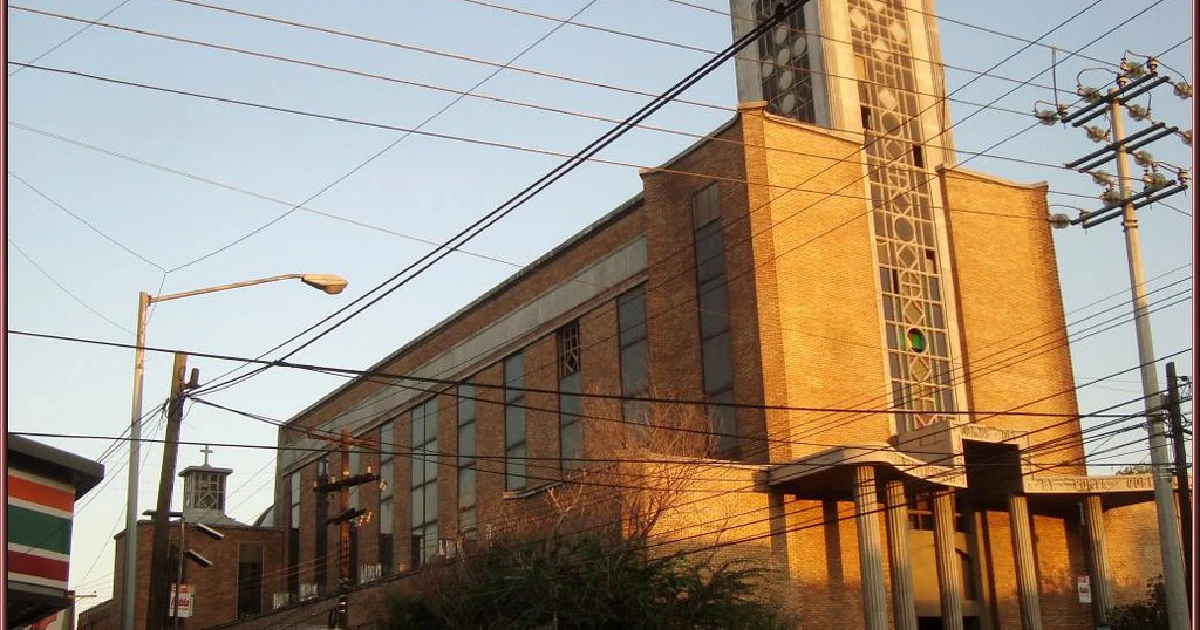 ¿Justicia divina? Por intentar robar una iglesia, se clava la espada de San Miguel Arcángel