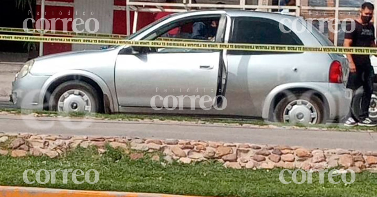 Disparan contra auto en el Juan José Torres Landa, en León: hay 1 muerto y 2 heridos