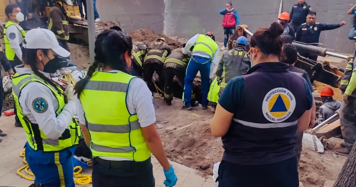 Derrumbe en obra de drenaje de la CDMX deja un trabajador fallecido y otro lesionado