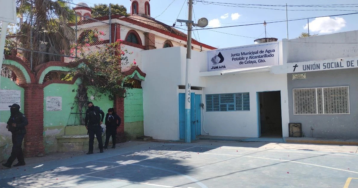 Tras larga crisis, abren de nueva cuenta oficinas de Jumapa en Rincón de Tamayo de Celaya