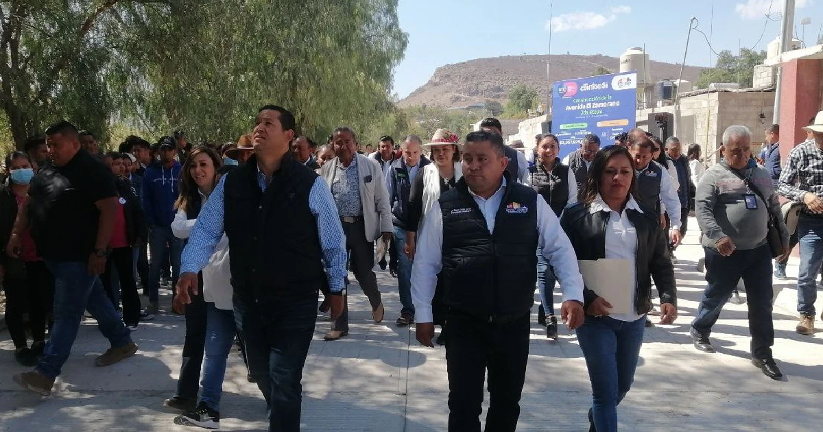 Entregan obras de pavimentación y agua potable en Tierra Blanca