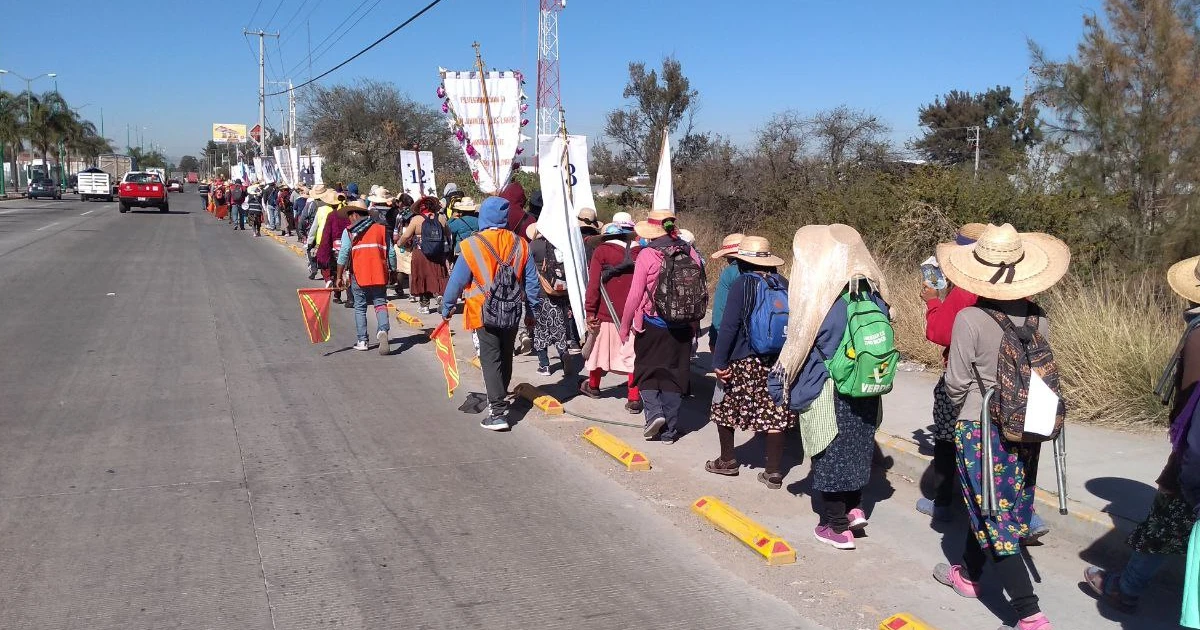 Peregrinos rumbo a San Juan crecen a casi medio millón en su paso por Guanajuato