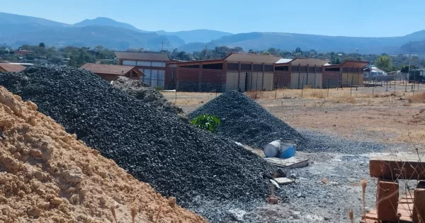 Universidad del Bienestar en Cuerámaro no tiene ni quirófano: alumnos denuncian carencias