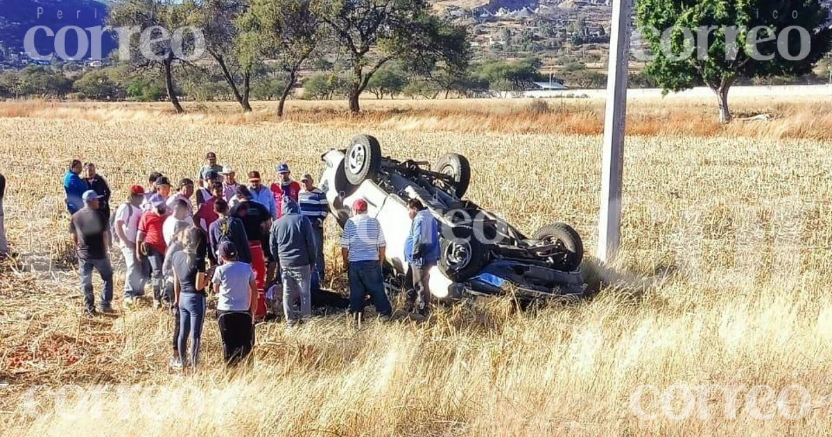 Aparatosa volcadura en la carretera Salamanca-La Ordeña deja un hombre muerto