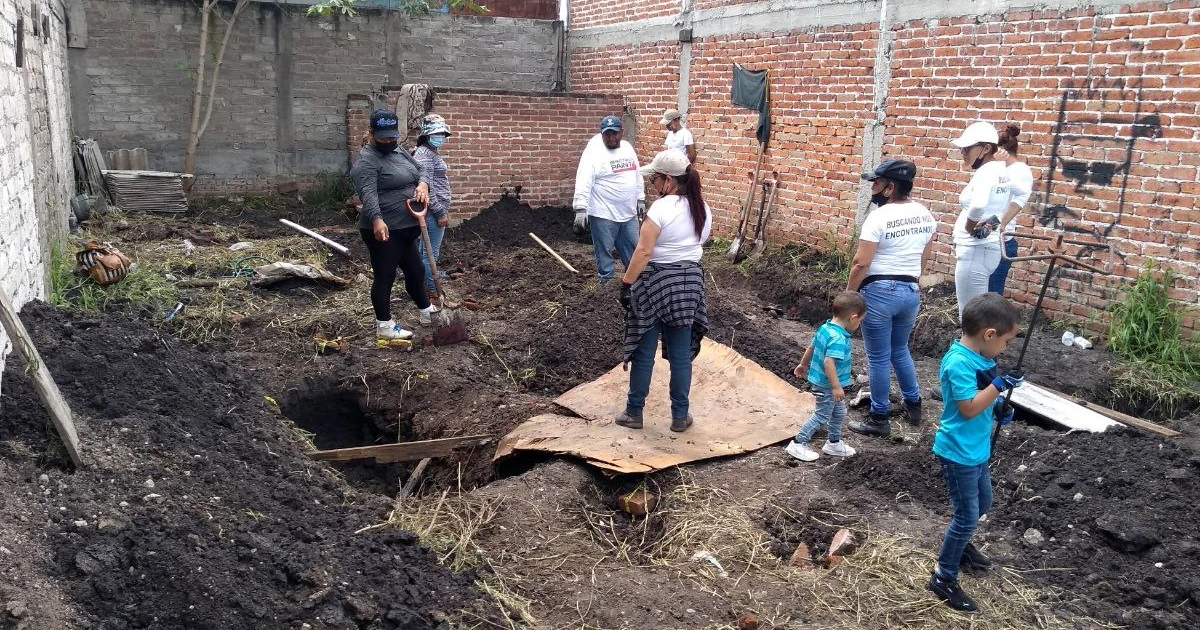 Amenazan a buscadoras de Irapuato en plena búsqueda de restos humanos