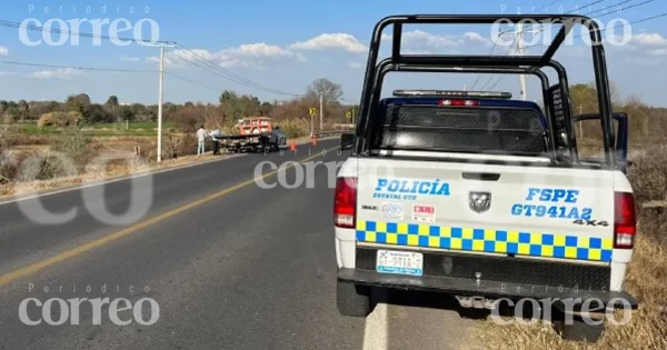 Dolores Hidalgo: investigan la muerte de una persona a bordo de un auto sobre el Libramiento