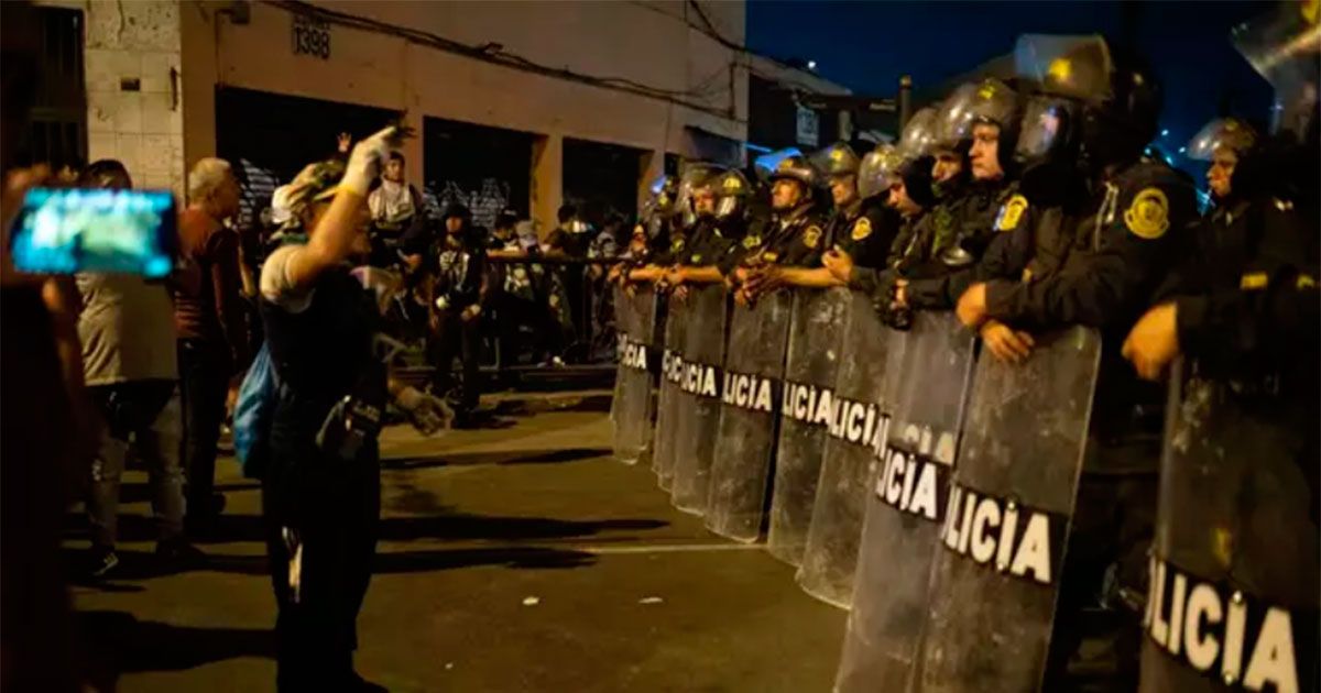 Estado de emergencia en Perú se extiende en zona sur por protestas 