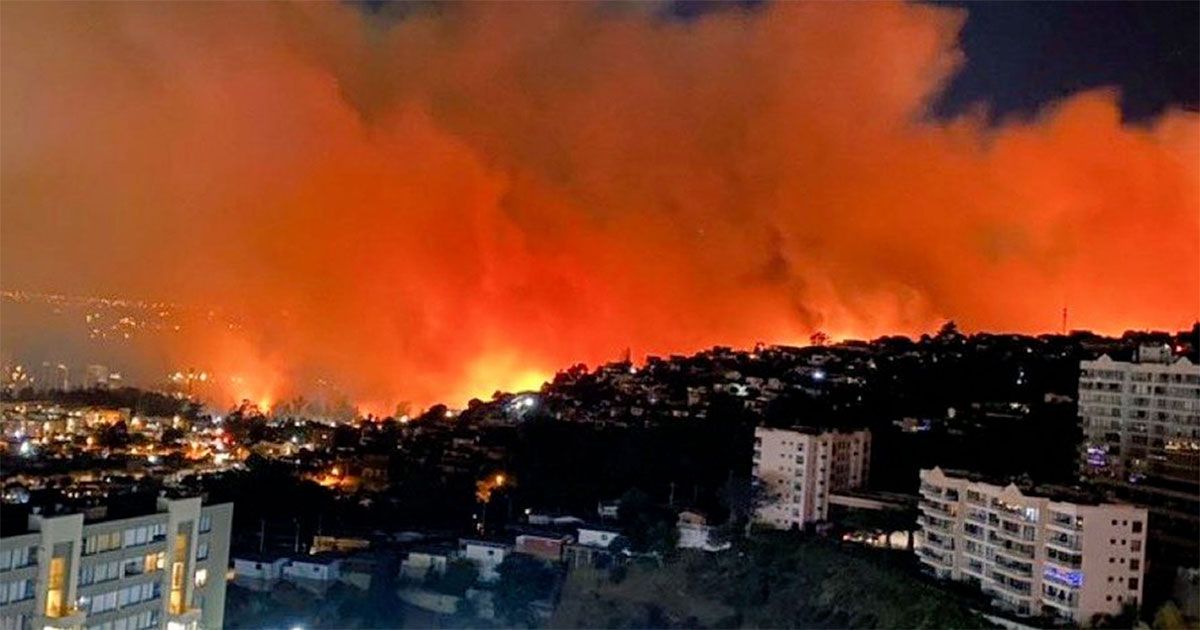 Tras la gran ola de incendios en Chile, AMLO manda 150 brigadistas 