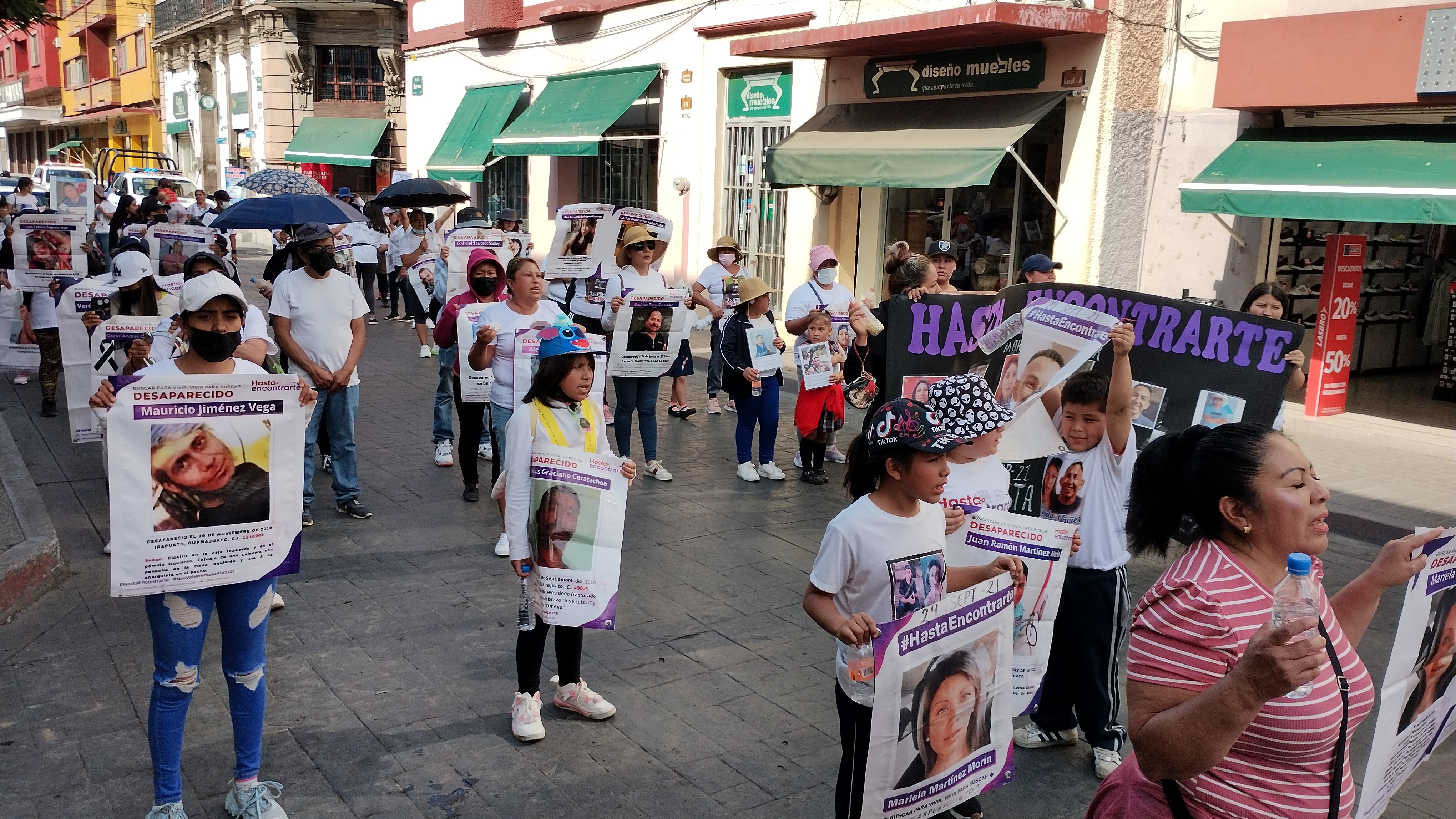 Concreta Lorena Alfaro reunión con Colectivos de búsqueda en Irapuato 