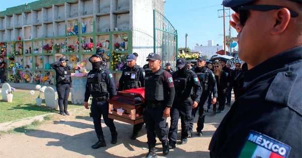 Entre patrullas y dolor, dicen adiós a comandante Julio Gómez Castillo en Silao