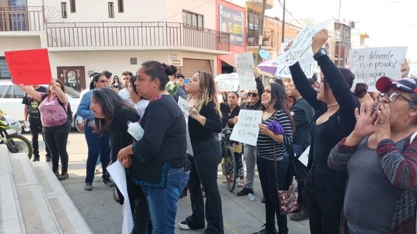 Familia y amigos piden justicia por Román, bajista de Psicosis Letal muerto en Romita