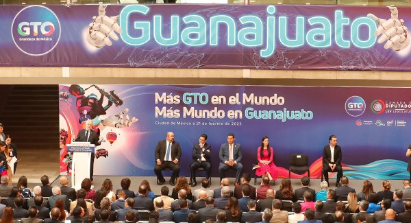 'Guanajuato no es el más burro', defiende Sinhue desde exposición en Cámara de Diputados 