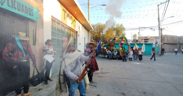 Inician los festejos a Sanjuanito en la comunidad de San Juan de la Vega