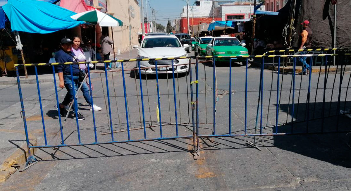 Obras en centro de San José Iturbide generan caos vial; durarían casi todo el año