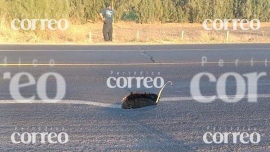 Comonfort: cierran la carretera Celaya- San Miguel por socavón 