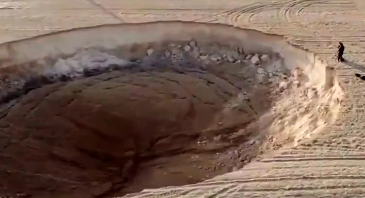 ¿Se abre la tierra? Aparecen cráteres gigantes en Turquía