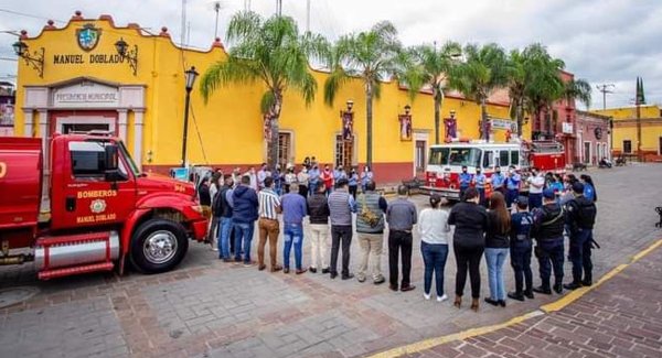 Bomberos de Purísima del Rincón cumplen 25 años de servicio