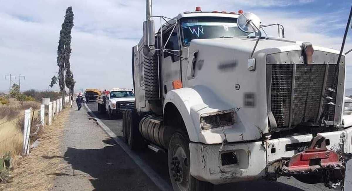 Guardia Nacional recupera tracto camión robado en San Luis de la Paz 