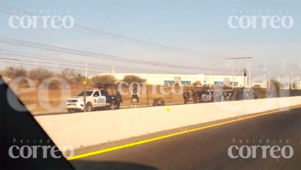 Hallan restos humanos en la carretera Apaseo el Grande a Querétaro