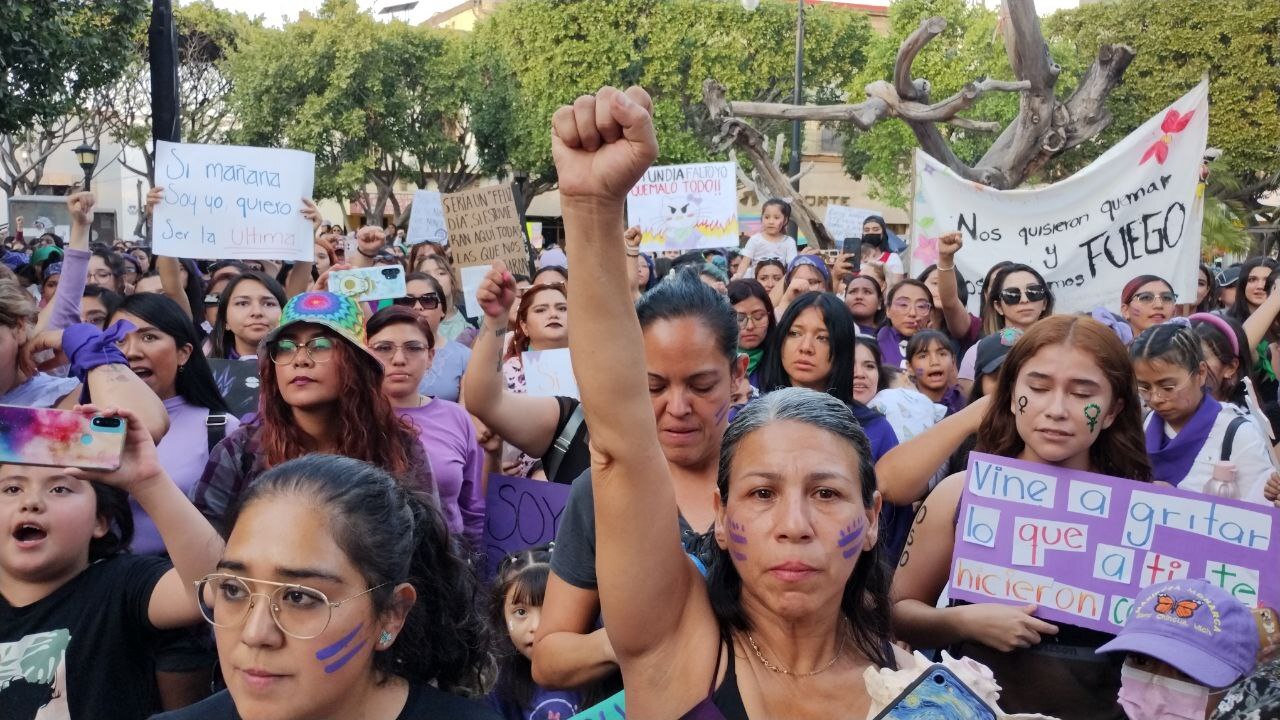 8M: Marchan mujeres de Guanajuato contra la violencia machista y feminicida