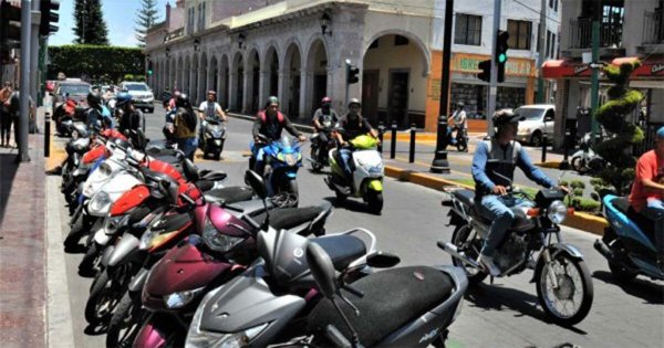 Preocupa número de víctimas accidentadas en motocicleta en Uriangato; HG está preparado