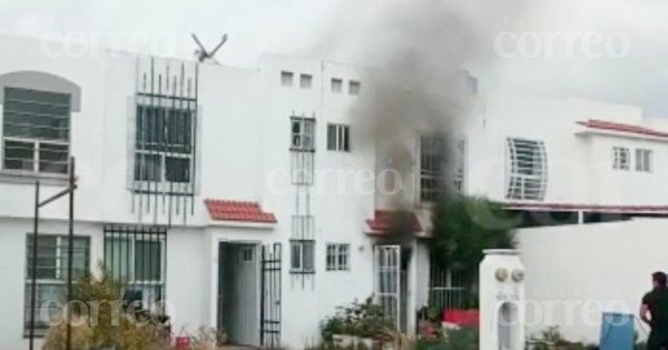 Tres incendios consumen viviendas, pastizales y rastrojo en León