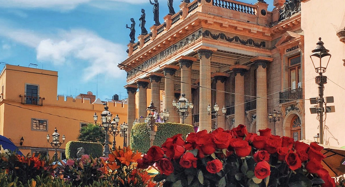 10 manualidades para hacer este Día de las Flores