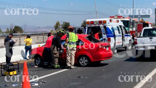 Accidente en la Apaseo el Alto-Queretaro deja seis heridas y una muerta 