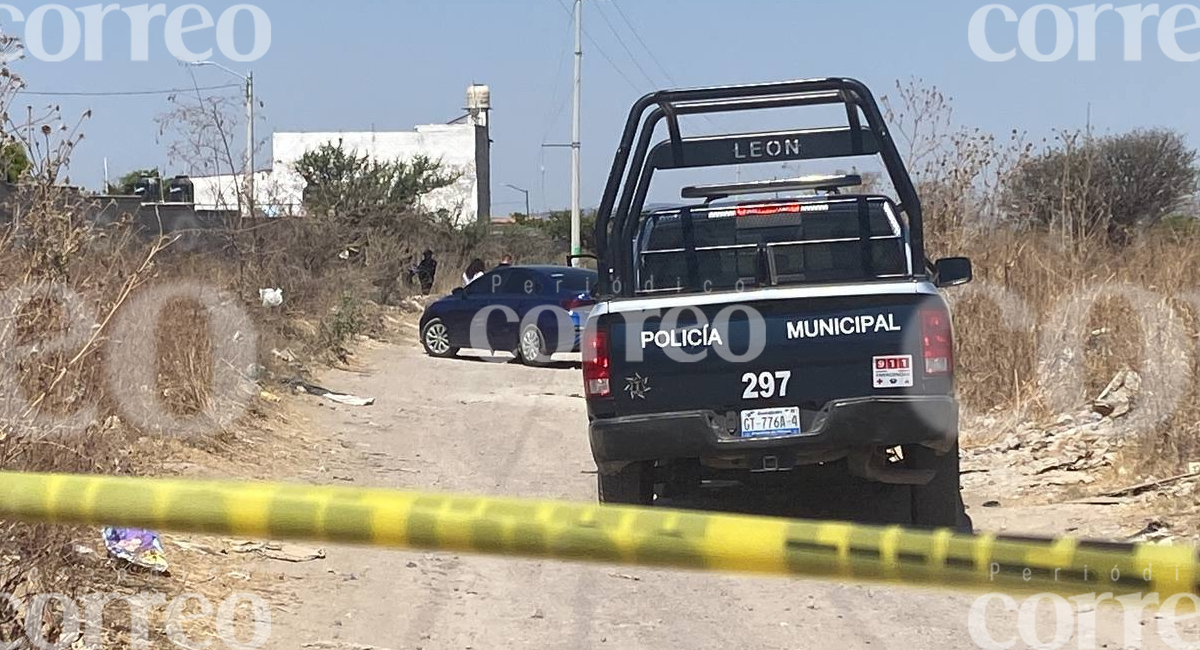 Vecinos encuentran a un hombre sin vida y con huellas de violencia en colonia Puerta Dorada de León 