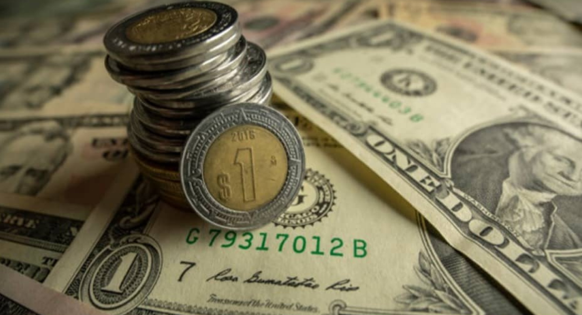 Hoy el peso mexicano termina con ganancias frente al dólar 