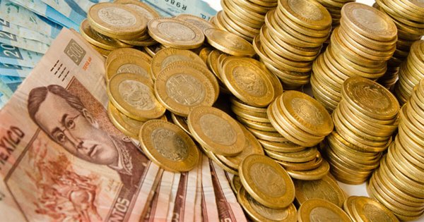 Peso mexicano avanza por quinta jornada consecutiva frente al dólar 