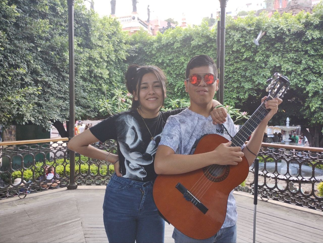 Reyna y José, hermanos de Guanajuato capital, sueñan con llegar lejos en el mundo de la música 