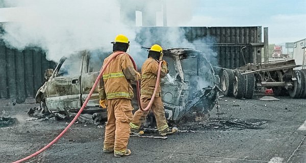 Familia de Tarandacuao muere en accidente cuando regresaba de Estados Unidos