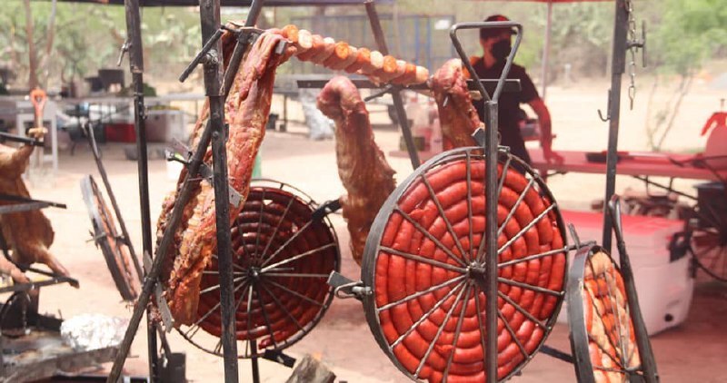 Disfrutan de parrillada en festival ‘Tapa Arterias’ en San Luis de la Paz