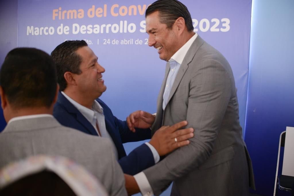 Firman convenio para fortalecer el Desarrollo Social en San Miguel de Allende 