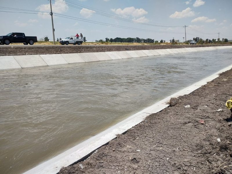 Salamanca: modernizan canal de Coria: ‘no fluye agua, fluyen billetes’