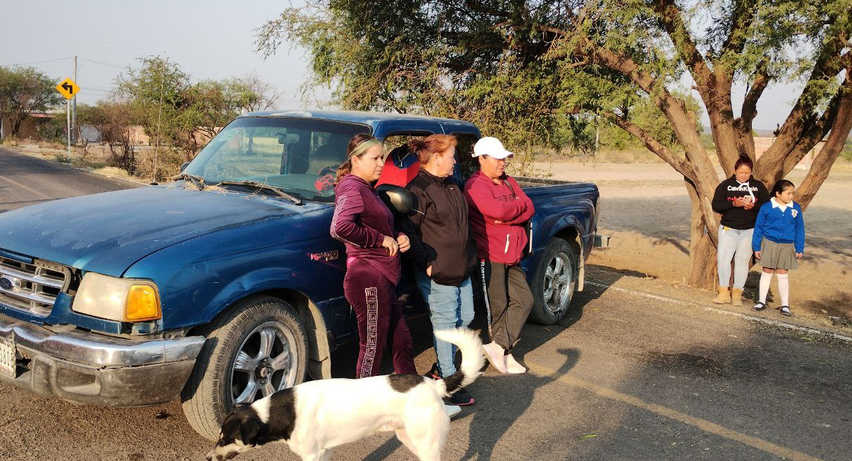 Vecinos de Cerro Blanco bloquean acceso al relleno sanitario de Salamanca; exigen recolección 