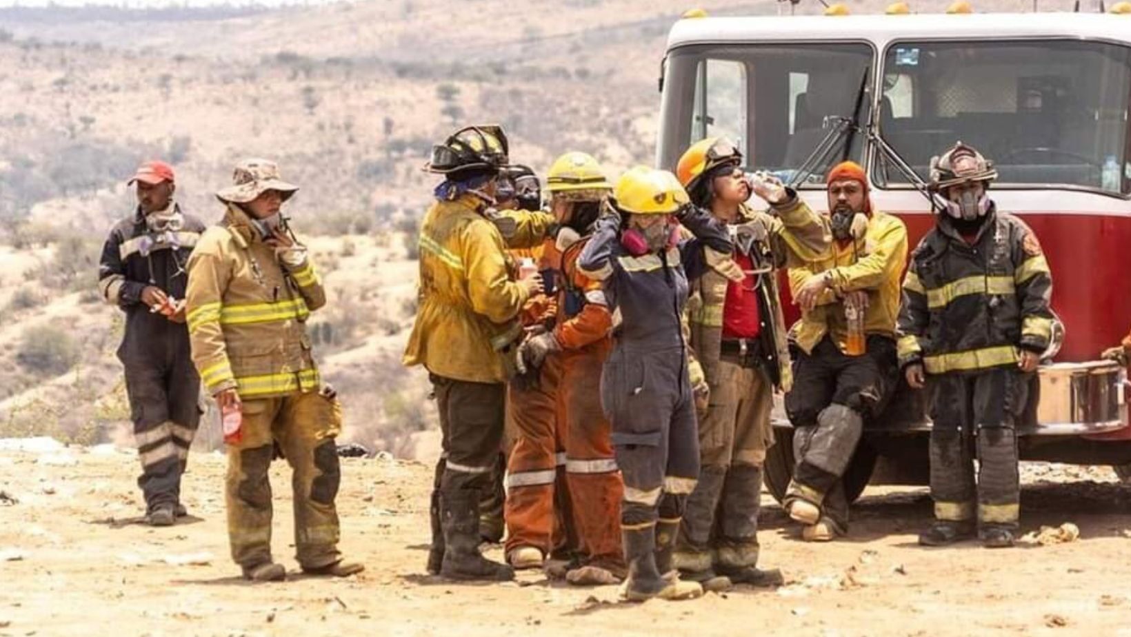 Por atender incendio en relleno de Guanajuato, Bomberos podrían sufrir daños de salud permanentes