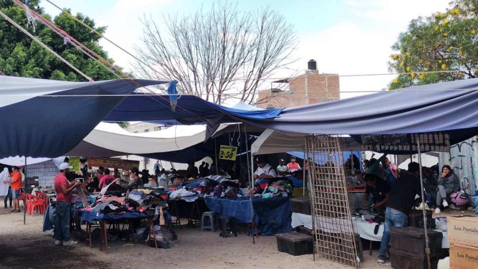 Impacta a comerciantes inseguridad de tianguis de los sábados en Celaya