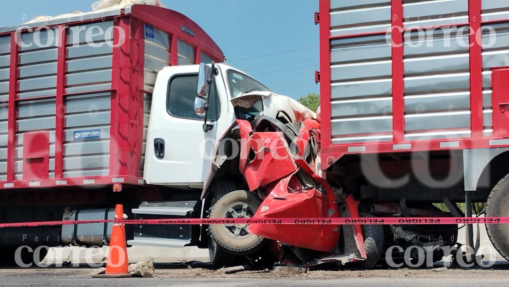 Fallece hombre en accidente sobre comunidad Ojo Seco en la carretera Salvatierra-Celaya 