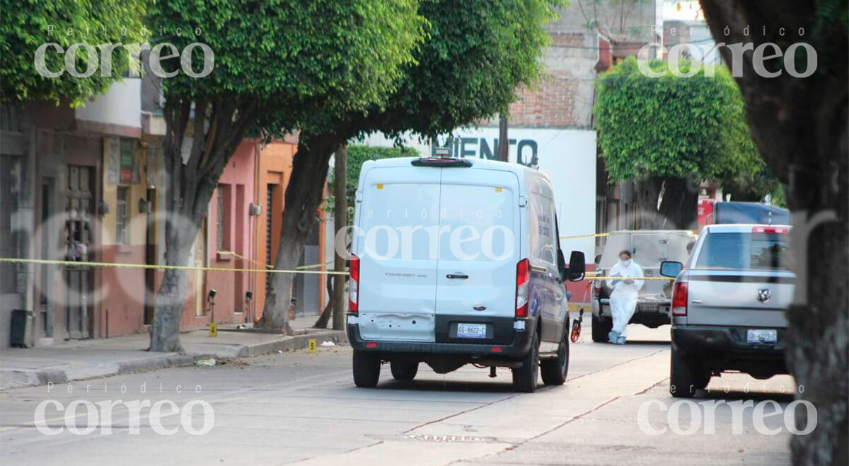 Asesinan a hombre a metros del Arco de la Calzada en León; hay otro herido