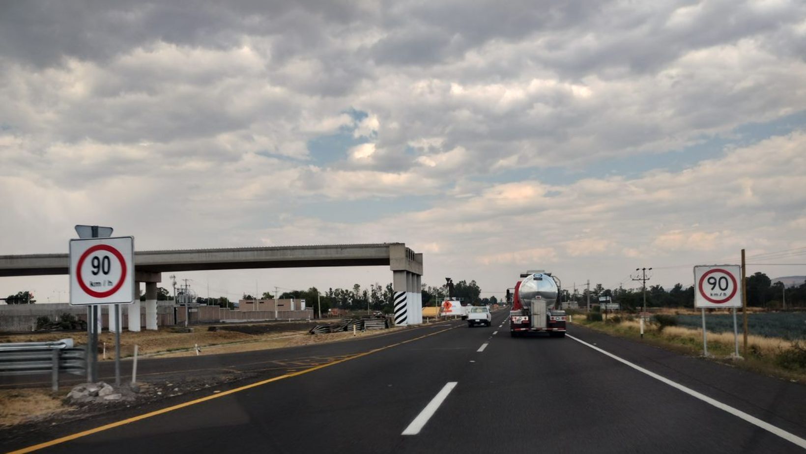 Tierra de nadie: la federal 1110 está a merced de grupos armados; GN solo patrulla de día