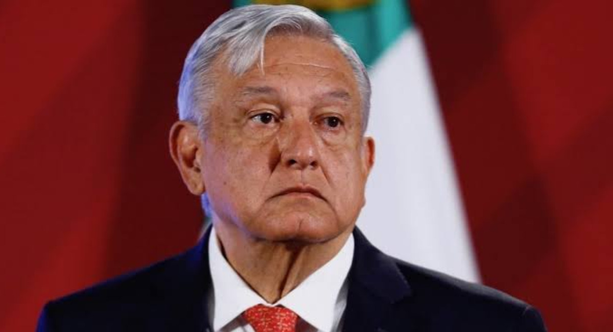 Congreso de Perú declara a AMLO como persona non grata y empiezan acciones para impedirle la entrada al país 