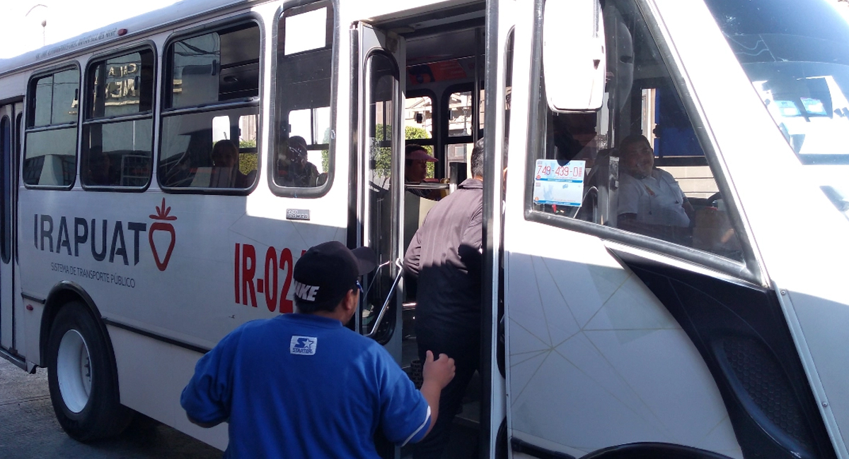 Fondos Guanajuato le 'abre las puertas' a concesionarios del transporte en Irapuato...Falta que vayan 