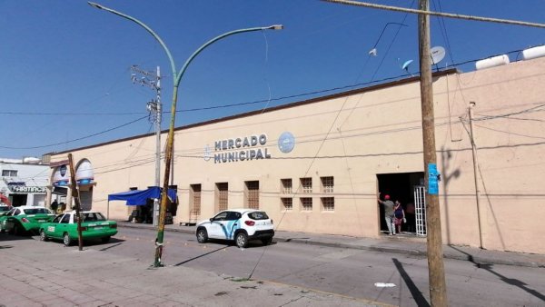 Tradicional Mercado Municipal de San José Iturbide sufre goteras ante las lluvias