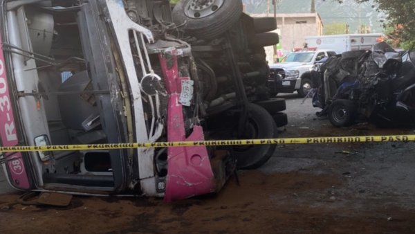 Accidente en Nuevo León: camión sin freno vuelca y hiere a más de 40 personas