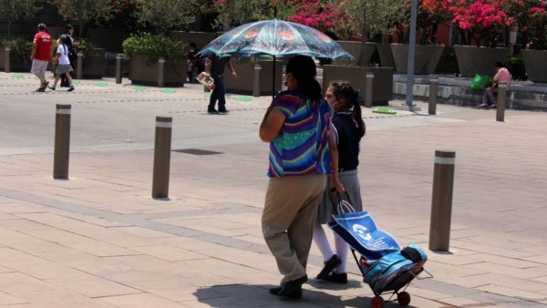 SEG y Salud consideran suspender clases en Guanajuato por ola de calor 