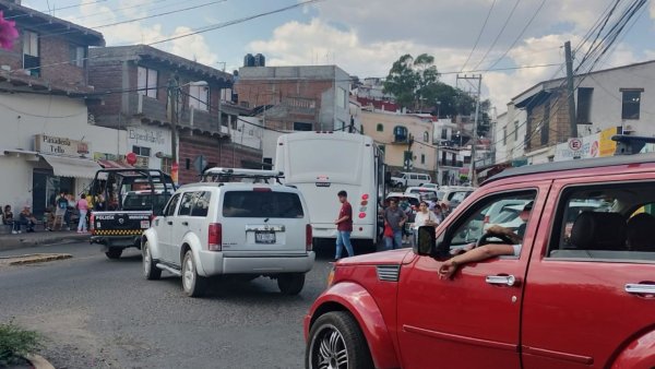 Cruce de Marfil y Laurel en Guanajuato pone en riesgo a los peatones de ser arrollados