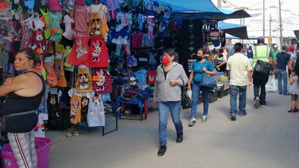 Ante falta de orden, incrementa el comercio semifijo en Salamanca